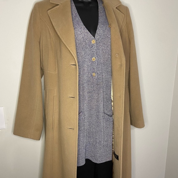 Knit sweater dress - Picture 3 of 3